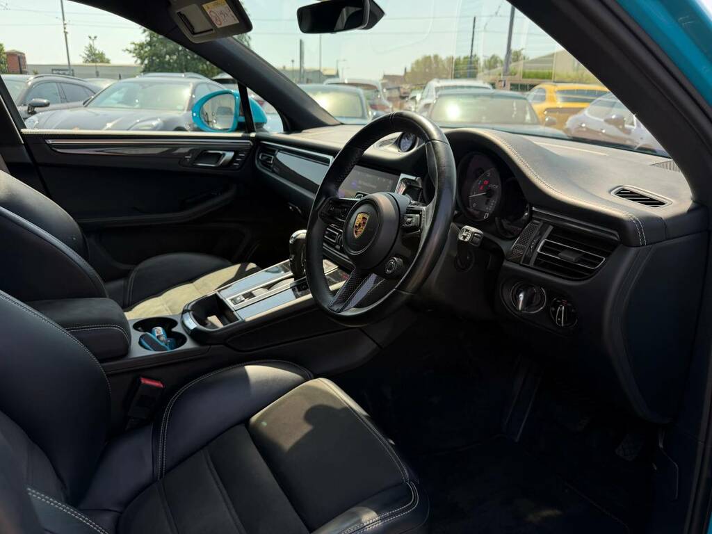 Porsche Macan Gts Blue #4