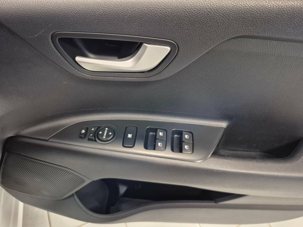 Kia RIO 1.2 1 Isg 83 Bhp. 2020 Model Year-ac-bluetooth White #15