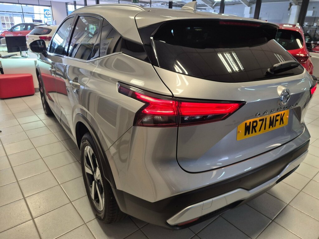 Nissan Qashqai 1.3 Dig-t Mhev N-connecta Suv Hybrid Xt WR71MFK Silver #2