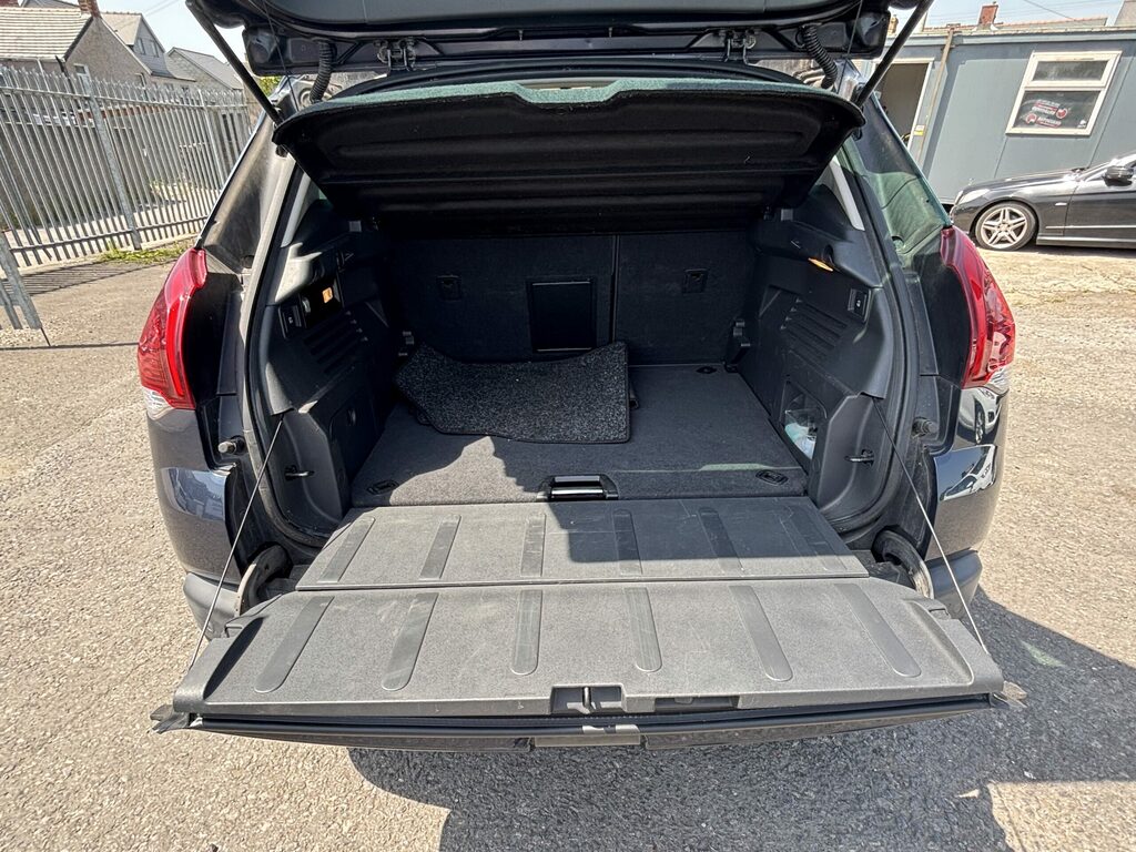 Peugeot 3008 Active White #18