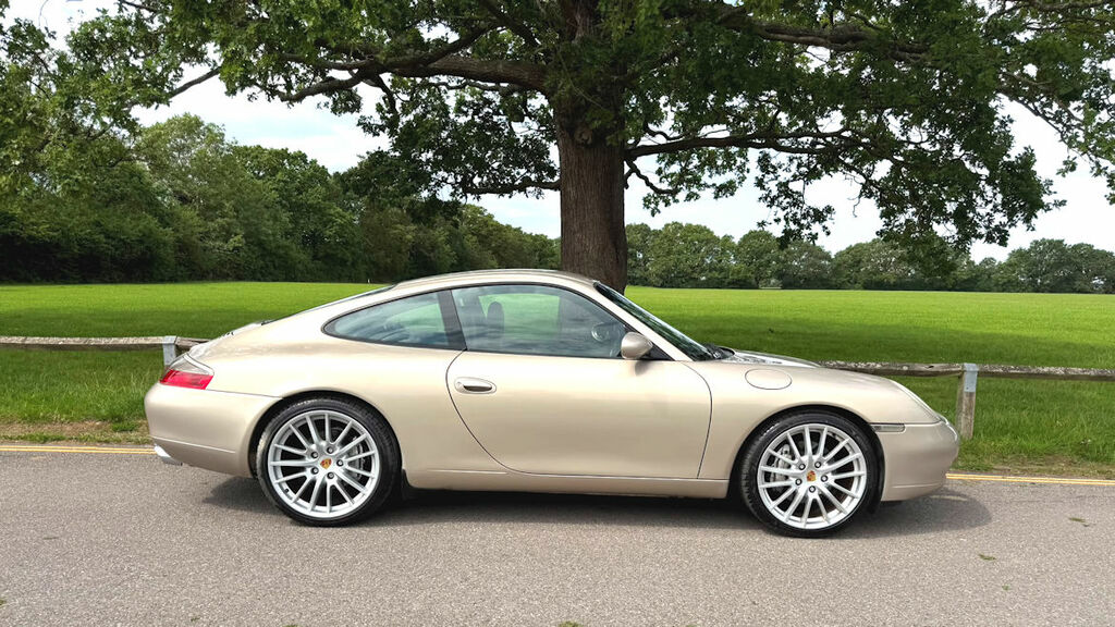 Porsche 911 C4 Coupe Tiptronic A Really Nice Low Mileage Usabl 