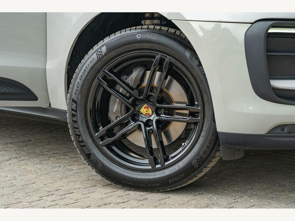 Porsche Macan 2.0T Pdk 4Wd Euro 6 Ss KK23TUV #2