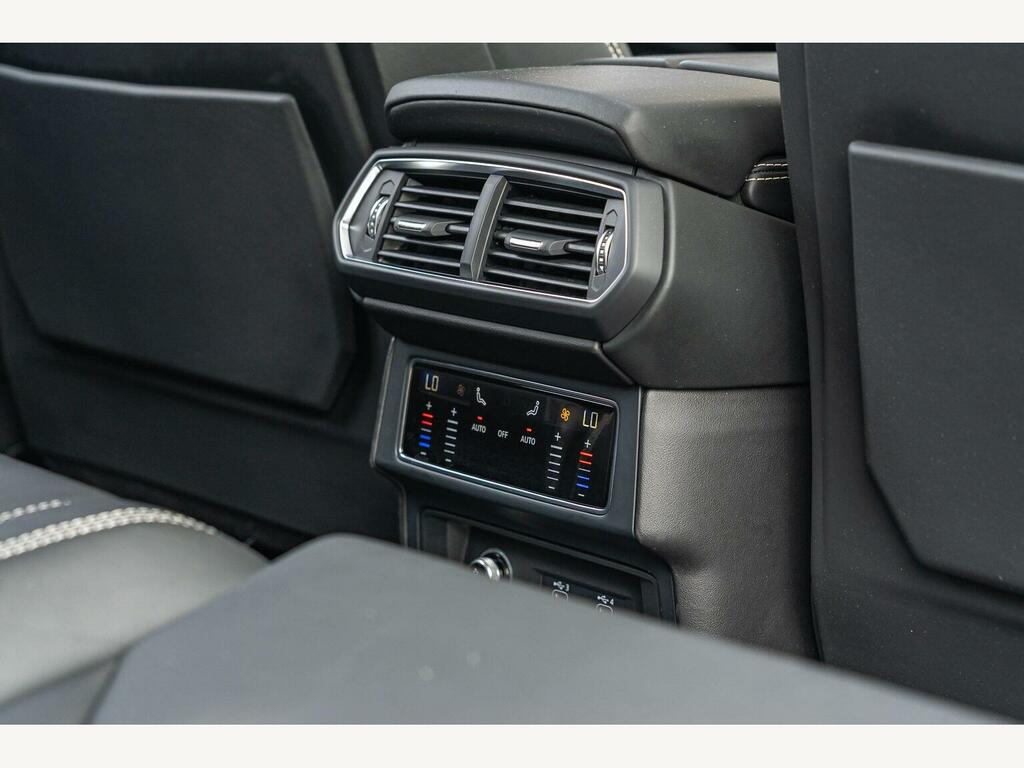 Lamborghini Urus Estate Grey #34
