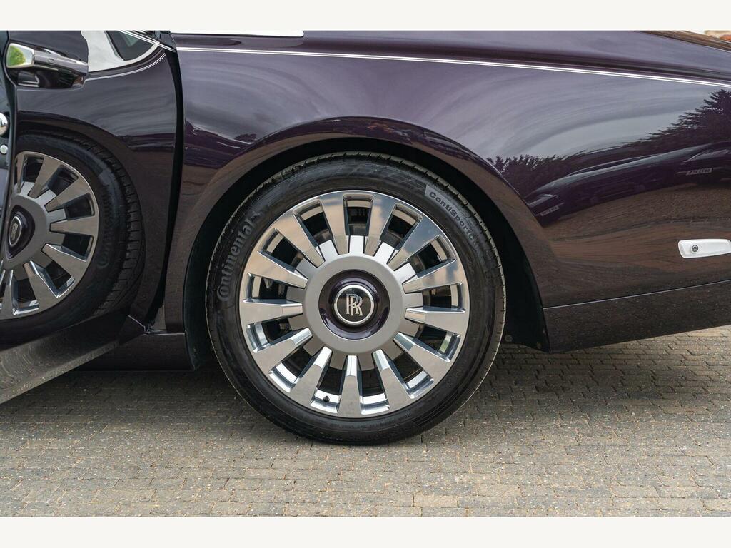 Rolls-Royce Phantom V12 Purple #14