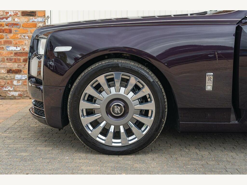 Rolls-Royce Phantom V12 Purple #13