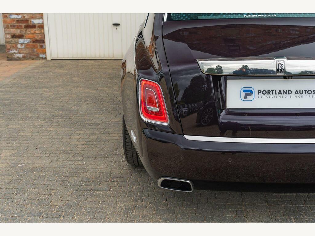 Rolls-Royce Phantom V12 Purple #16