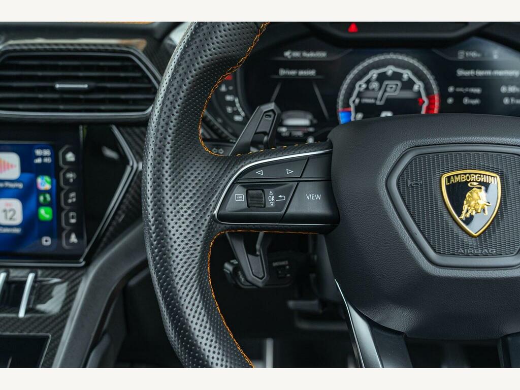 Lamborghini Urus V8 #44