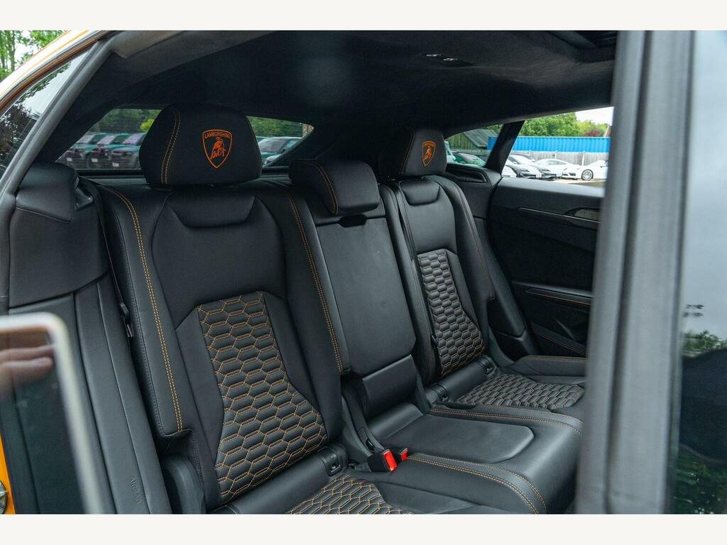Lamborghini Urus V8 #24
