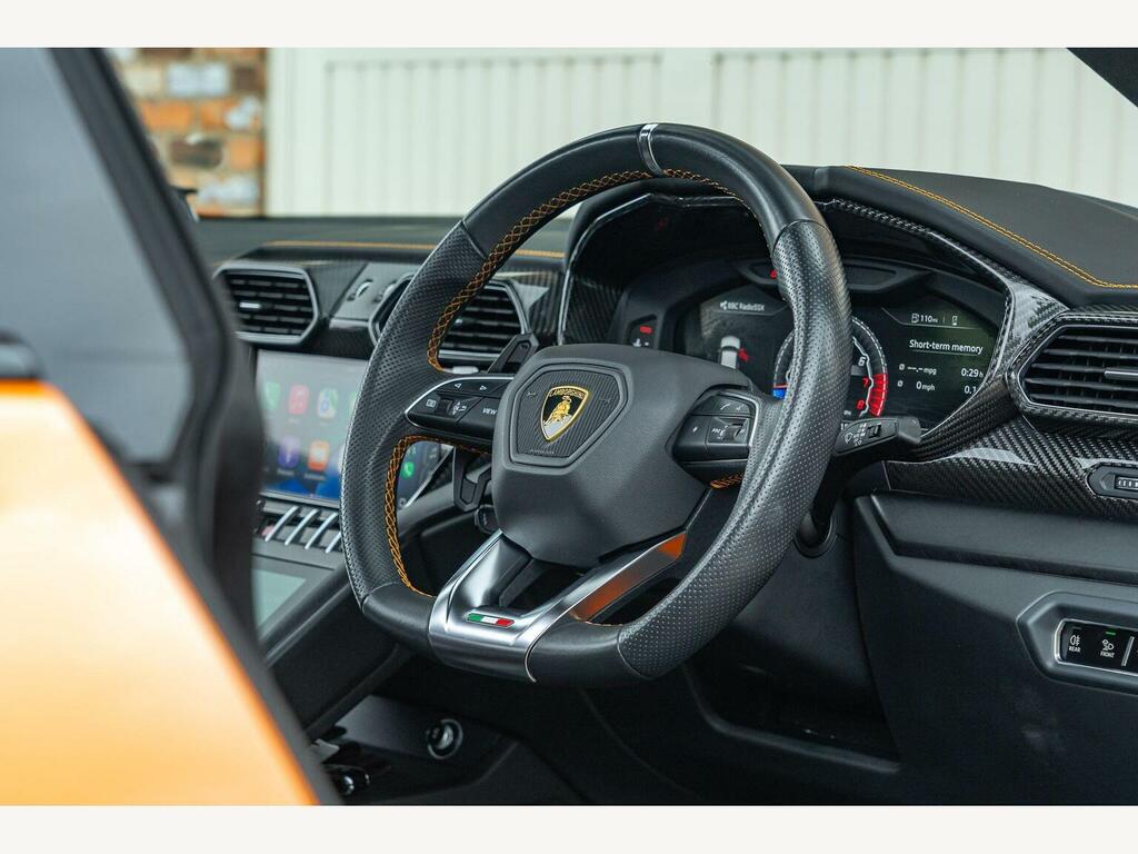 Lamborghini Urus V8 #40