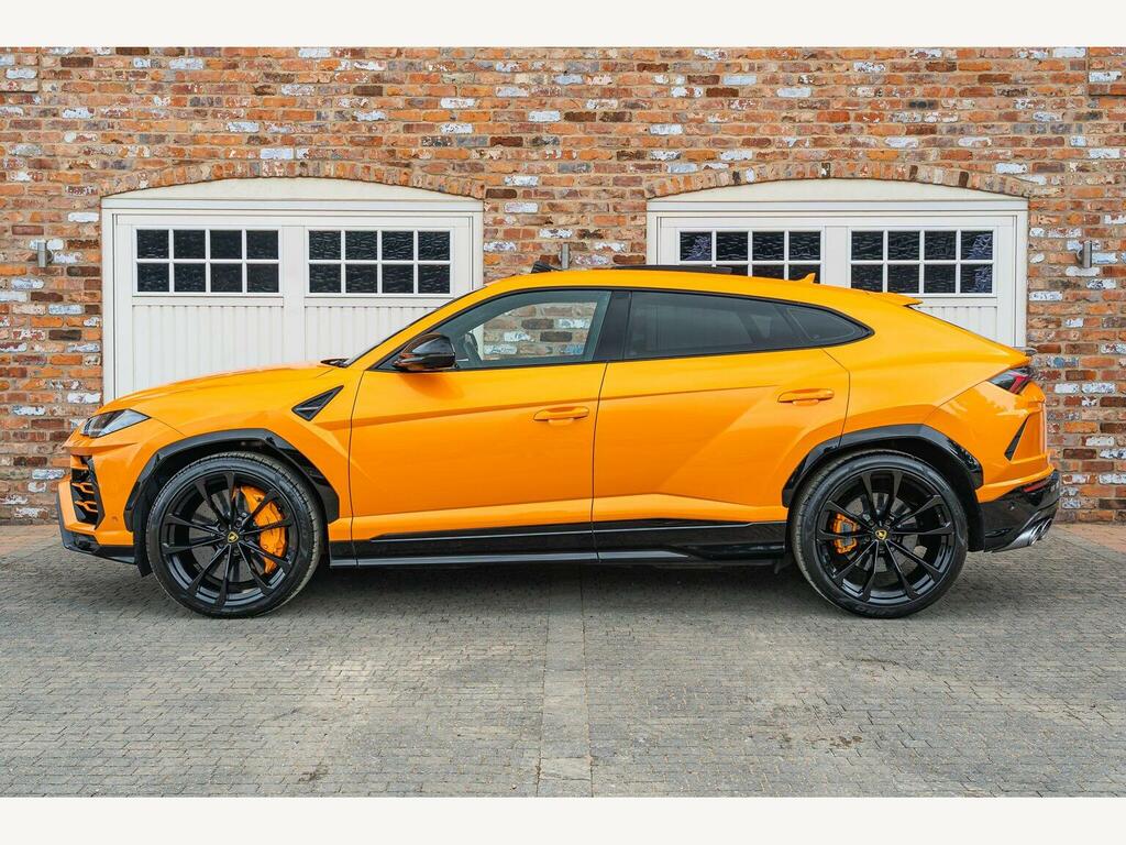 Lamborghini Urus V8 #9