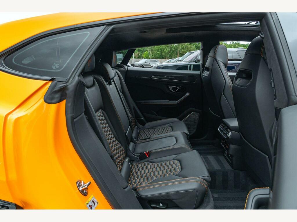 Lamborghini Urus V8 #25