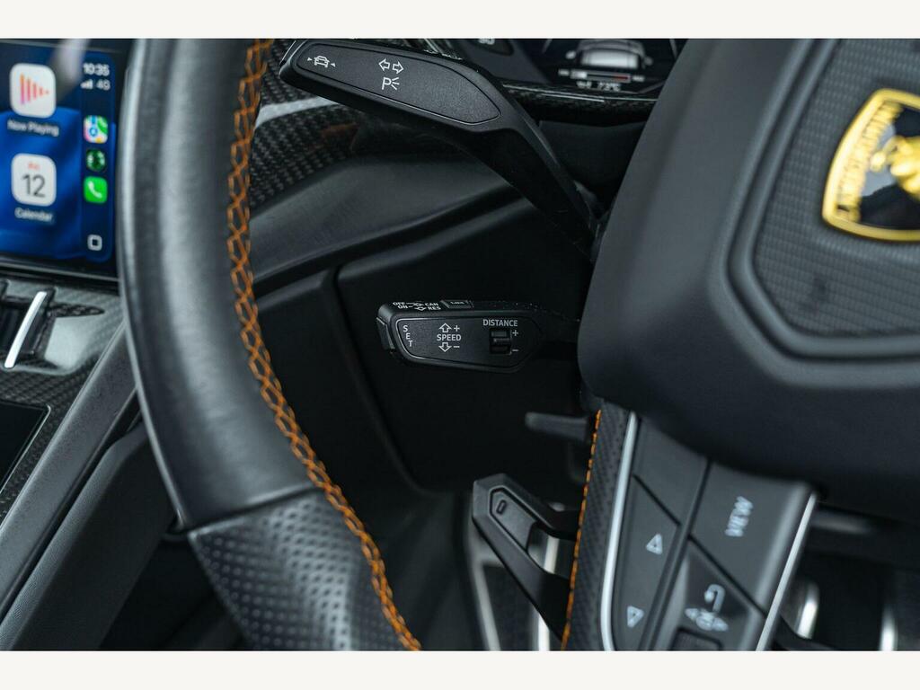 Lamborghini Urus V8 #46