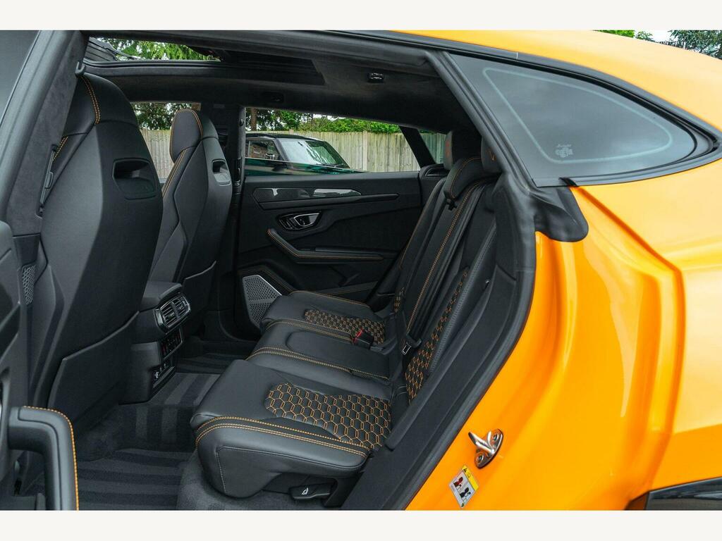 Lamborghini Urus V8 #28