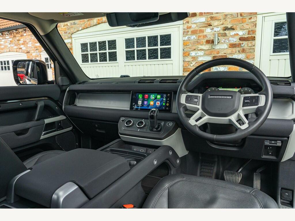 Land Rover Defender 110 2.0 P400e 15.4Kwh Xs Edition 4Wd Euro 6 Ss Black #2