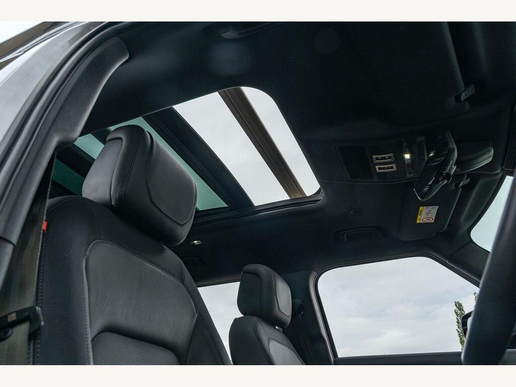 Land Rover Defender 130 3.0 D300 Mhev Outbound 4Wd Euro 6 Ss #4