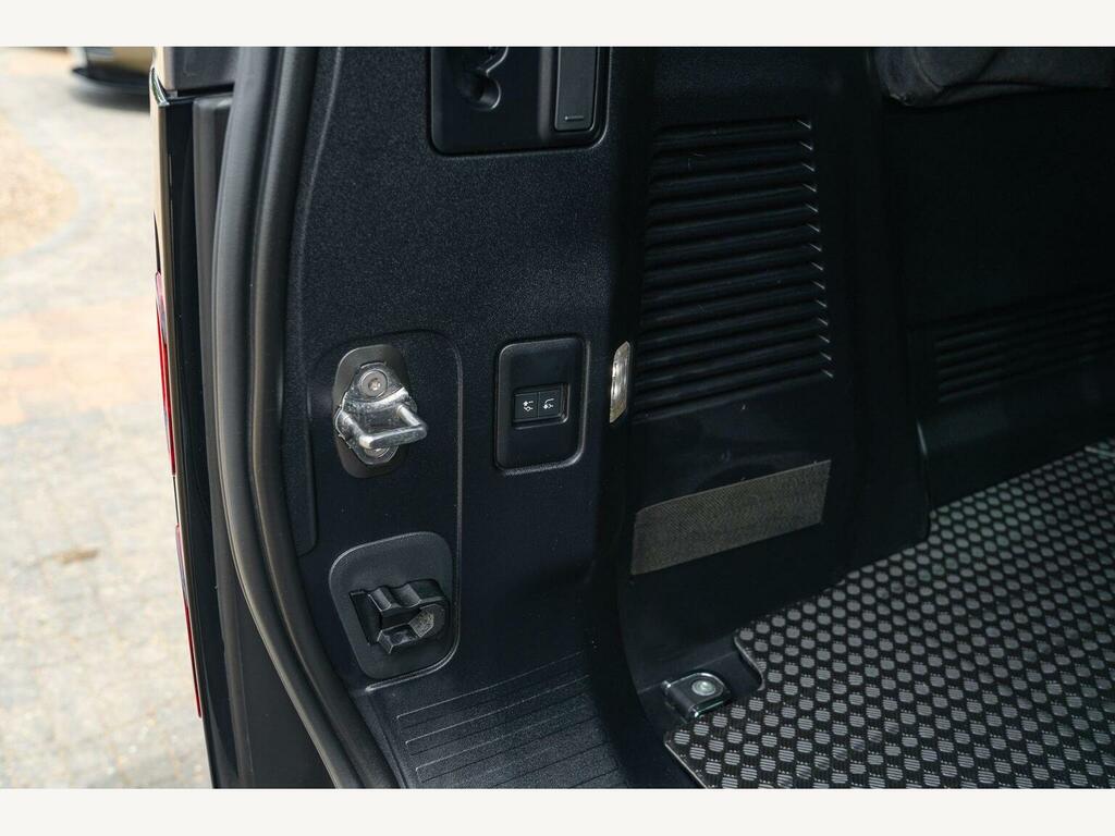 Land Rover Defender 130 Outbound Red #16