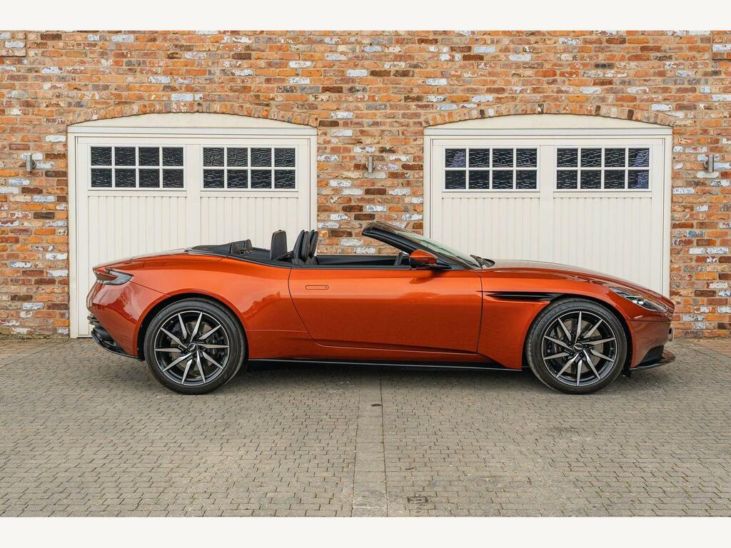 Aston Martin DB11 V8 Volante Silver #14