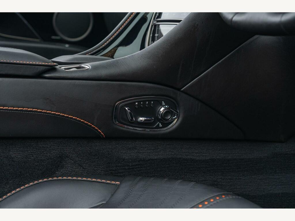 Aston Martin DB11 V8 Volante Silver #26