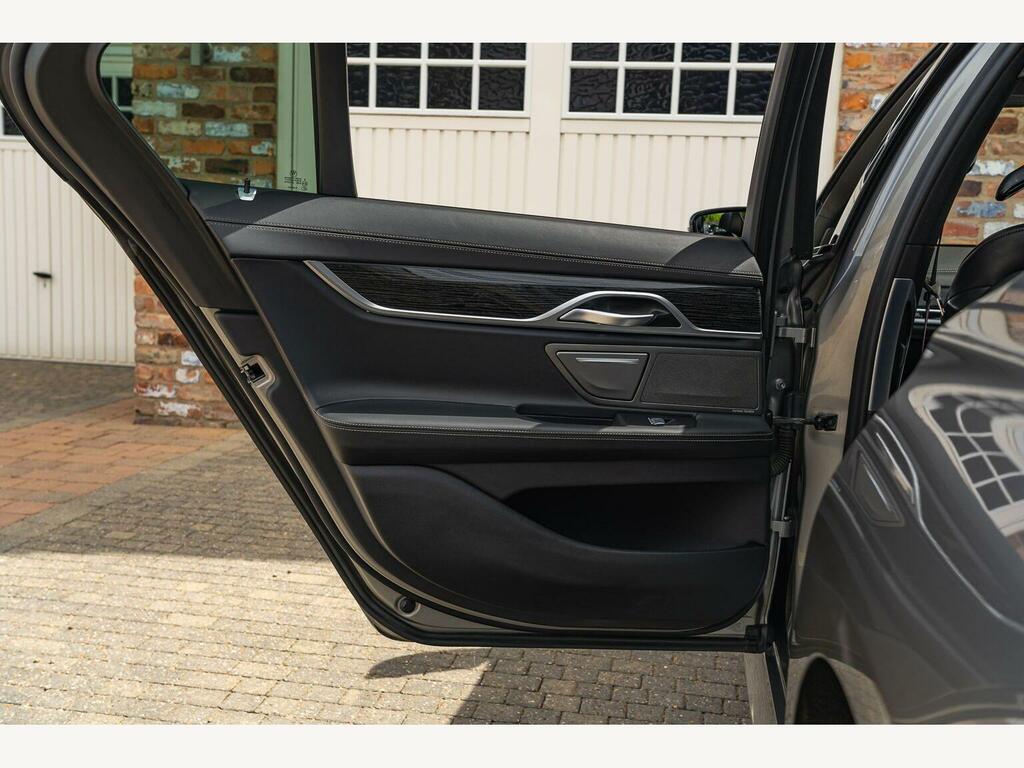 BMW 7 Series 730D Mht M Sport Grey #32
