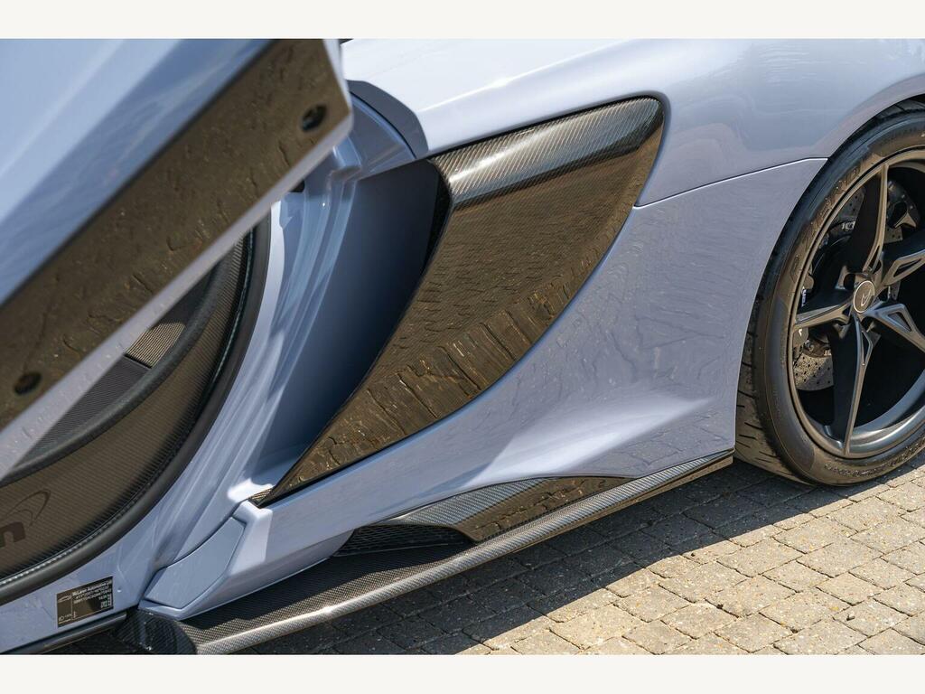 McLaren 675LT Spider Black #13