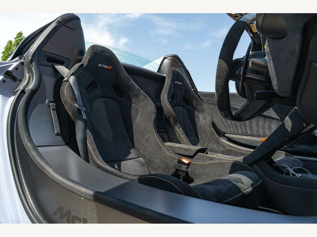 McLaren 675LT Spider Black #25