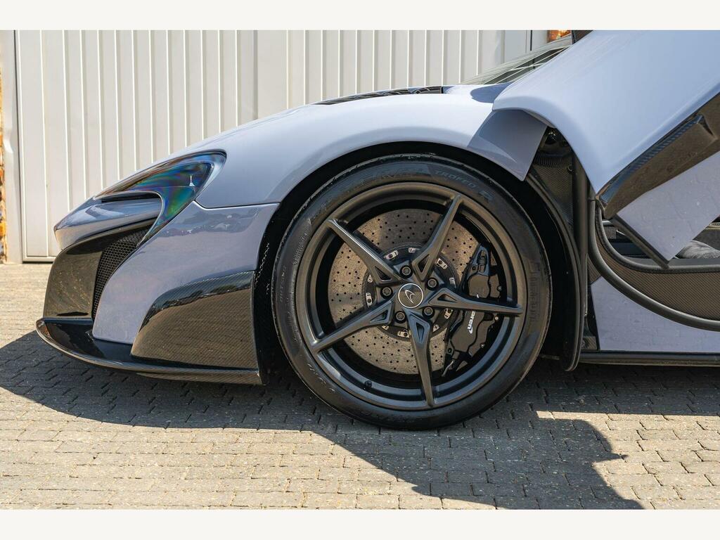 McLaren 675LT Spider Black #11