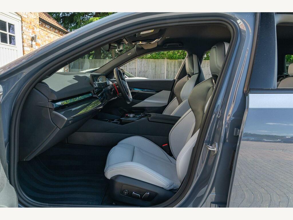BMW M5 Saloon 4.4 V8 Dct Euro 5 Ss 201363 Blue #28
