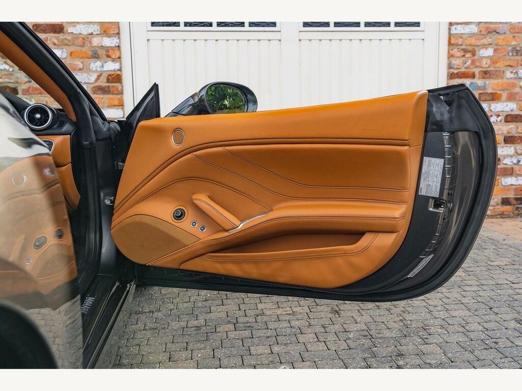 Ferrari California T 2dr Auto Blue #38