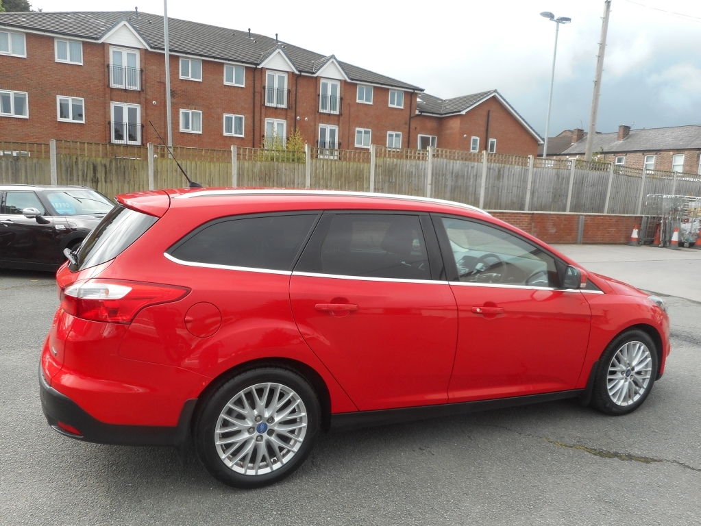 Ford Focus 1.0 Zetec CK12OFL Red #2
