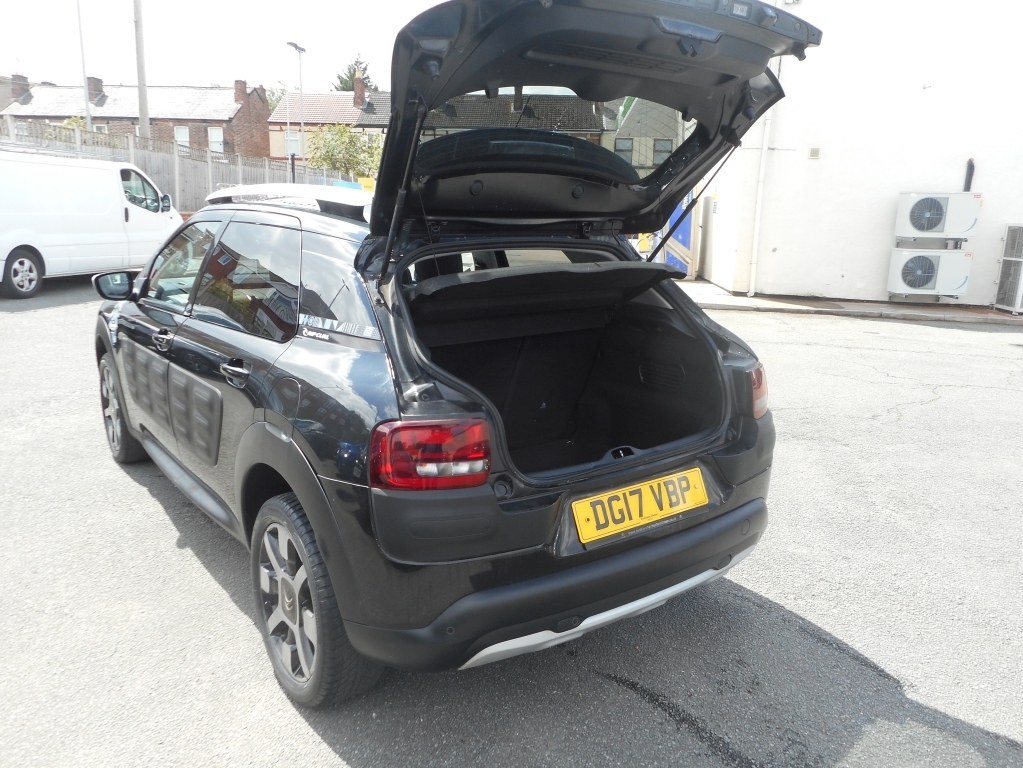 Citroen C4 Cactus 1.6 Bluehdi Ripcurl Black #4