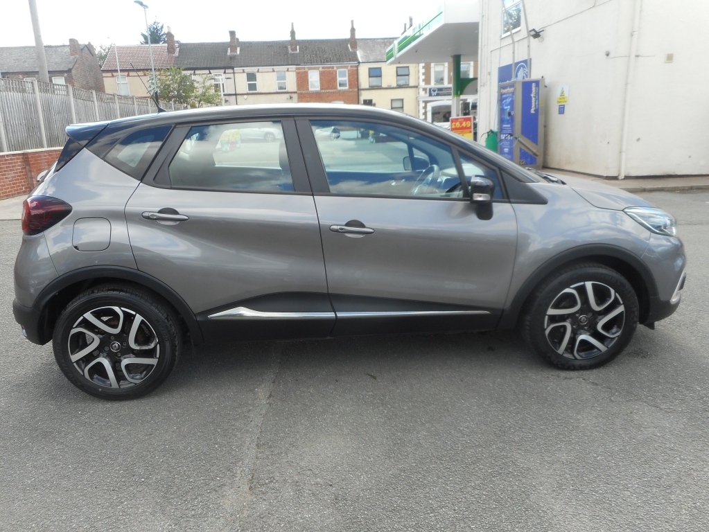 Renault Captur 0.9 Dynamique Nav Tce Grey #2