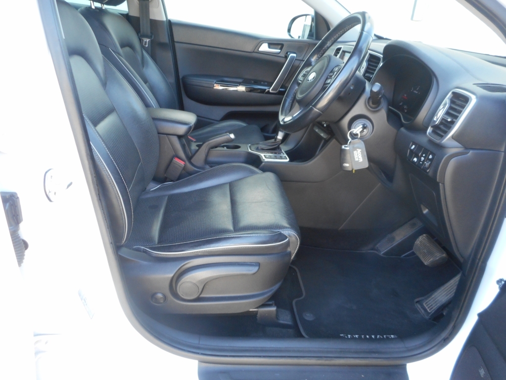 Kia Sportage Crdi Kx-2 White #27