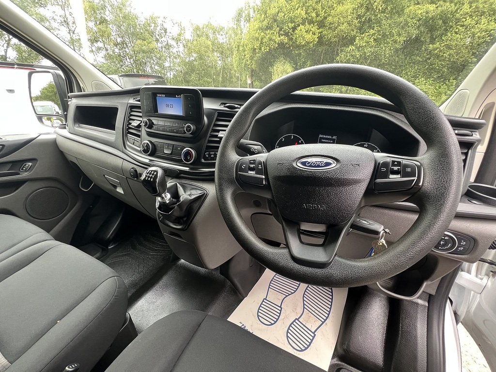 Ford Transit Custom 2.0 290 Ecoblue Trend Panel Van Black #35