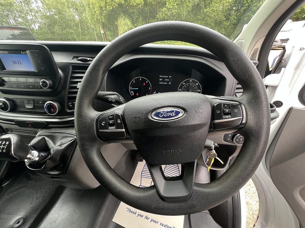 Ford Transit Custom 2.0 290 Ecoblue Trend Panel Van Black #38