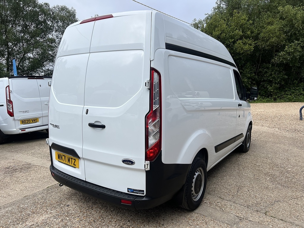 Ford Transit Custom 2.0 290 Ecoblue Trend Panel Van Black #9