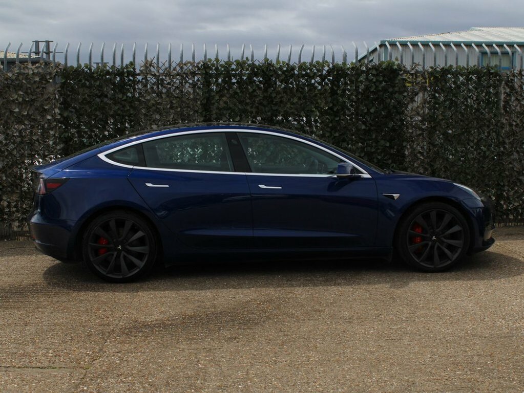 Tesla Model 3 Saloon MV70OCX Blue #5