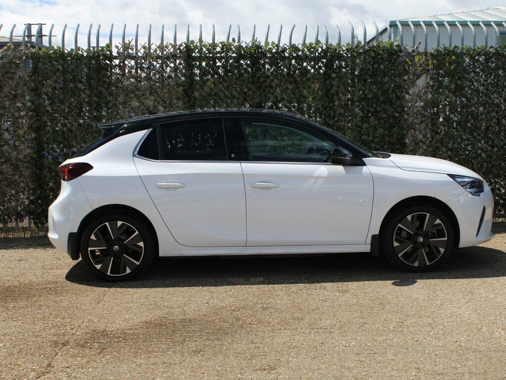 Vauxhall Corsa-e Corsa E Elite Nav Premium YF71COU White #3