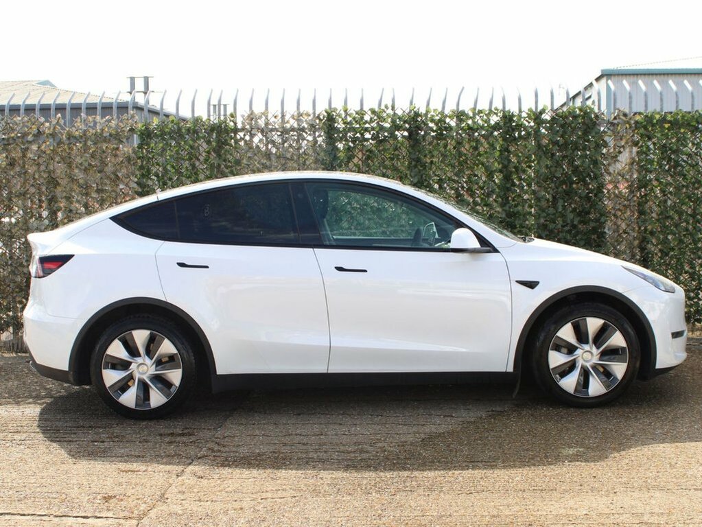 Tesla Model Y Suv GN22WXW White #2