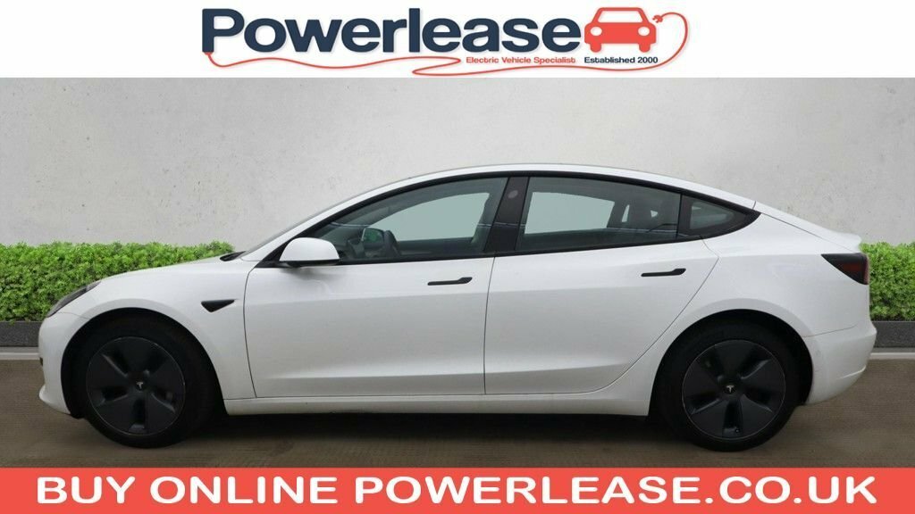 Tesla Model 3 Saloon SG22OZA White #2