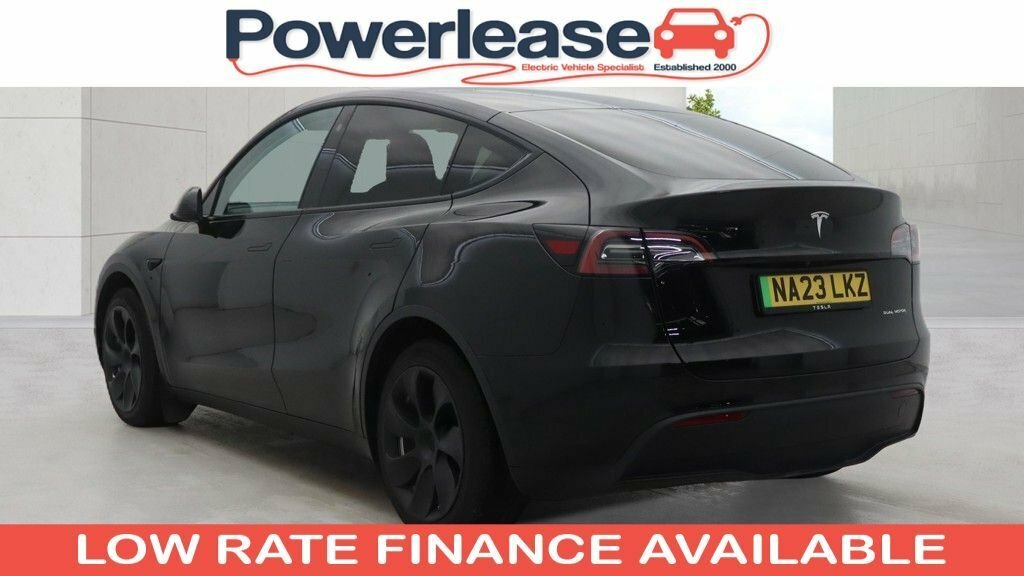 Tesla Model Y Suv Black