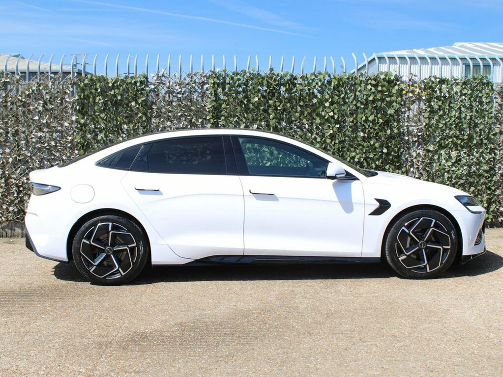 Byd Seal Saloon White #5