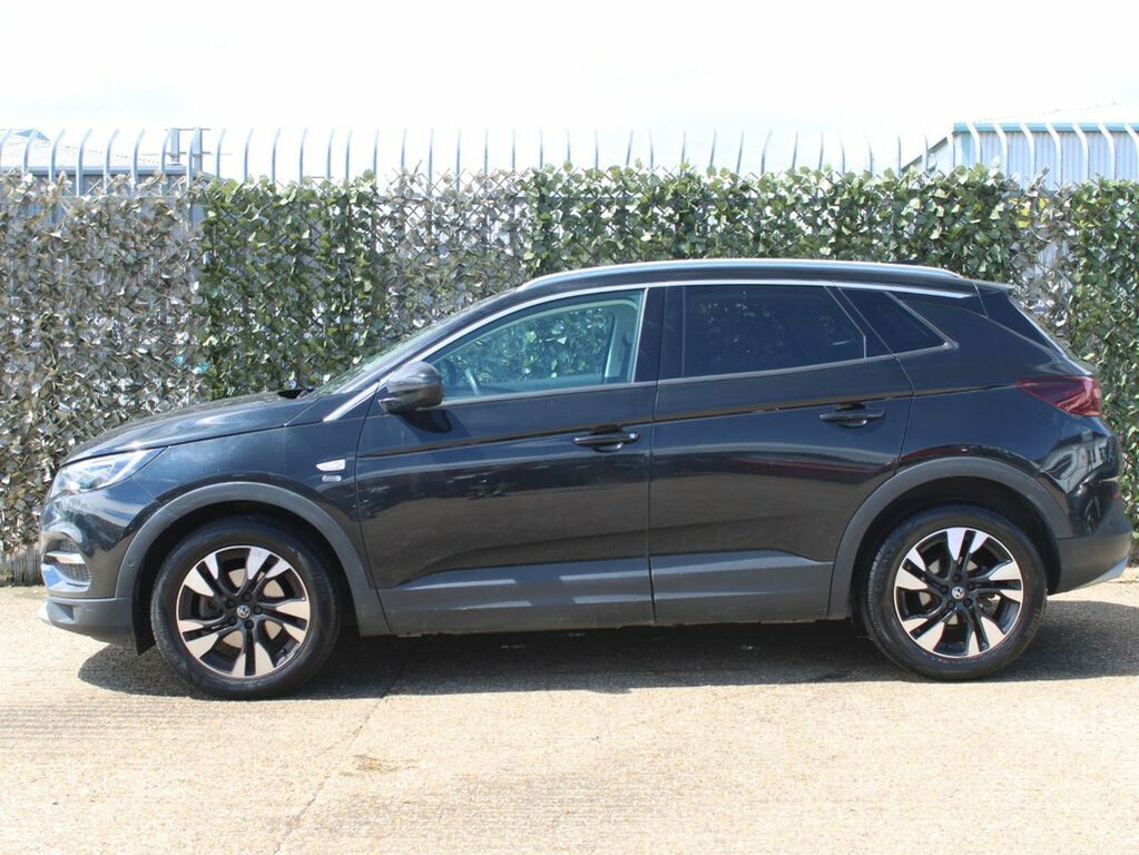 Vauxhall Grandland X 1.5L Griffin Edition Black #6