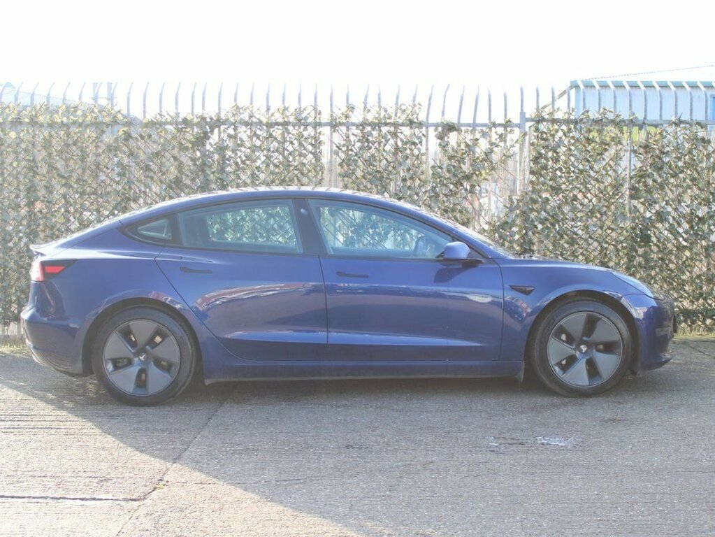 Tesla Model 3 Saloon Blue #6