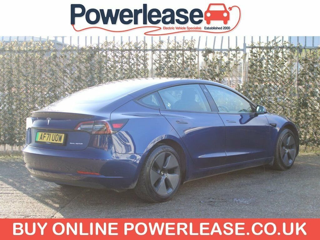Tesla Model 3 Saloon Blue #5