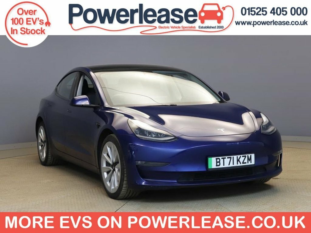 Tesla Model 3 Saloon Blue