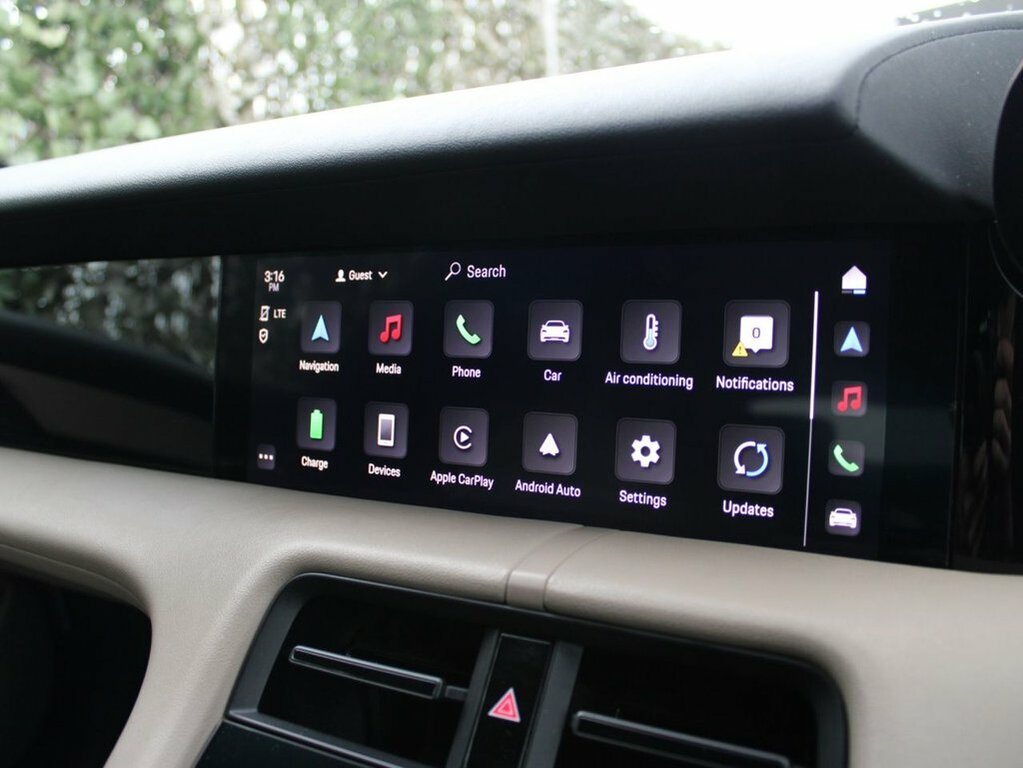 Porsche Taycan Performance Plus 93.4Kwh Saloon Black #16