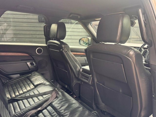 Land Rover Discovery Suv Black #14