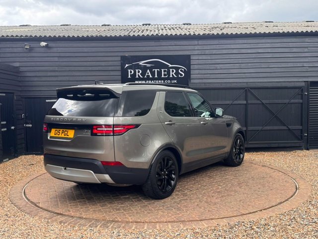 Land Rover Discovery Suv Black #7
