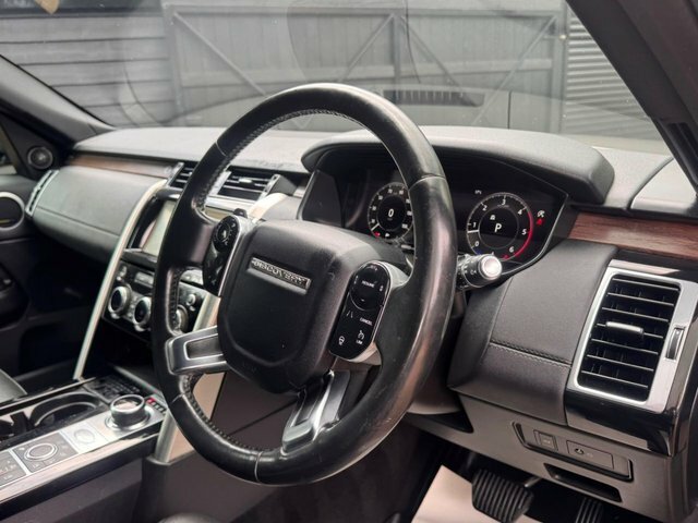 Land Rover Discovery Suv Black #10