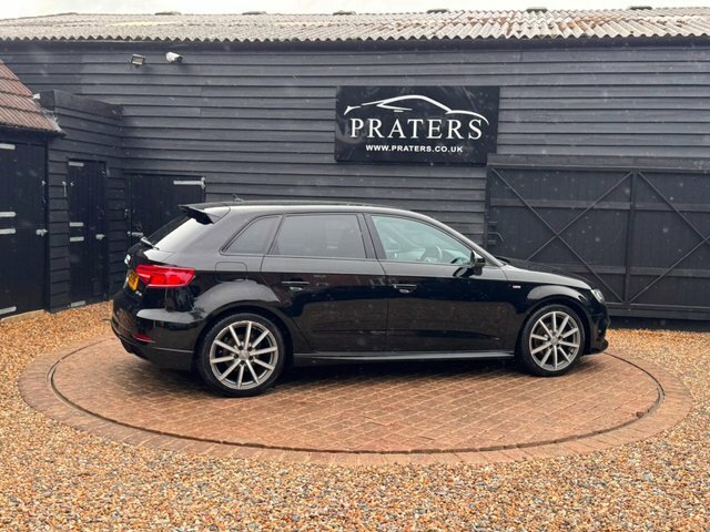 Audi A3 Black Edition 35 Tfsi  #3